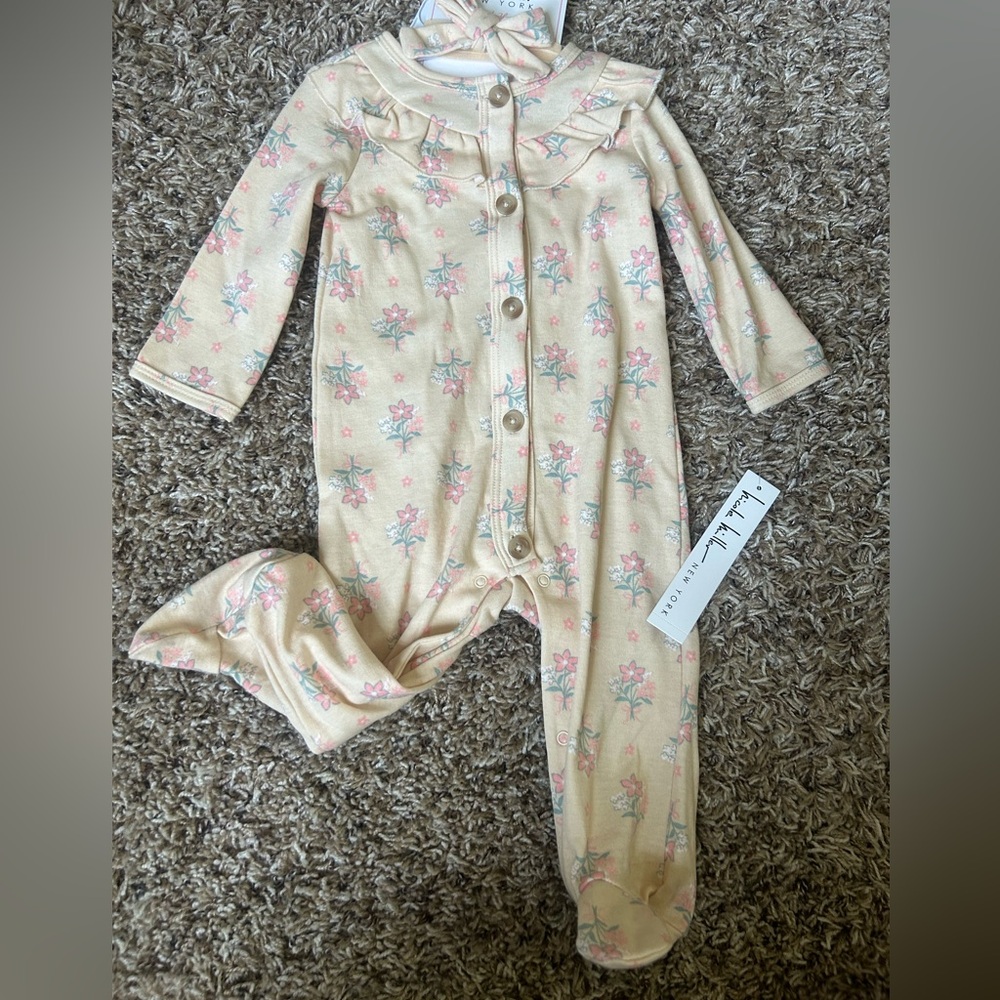 Nicole Miller Cream and Pink Floral Button Footie with Headband | Size 6-9 Month